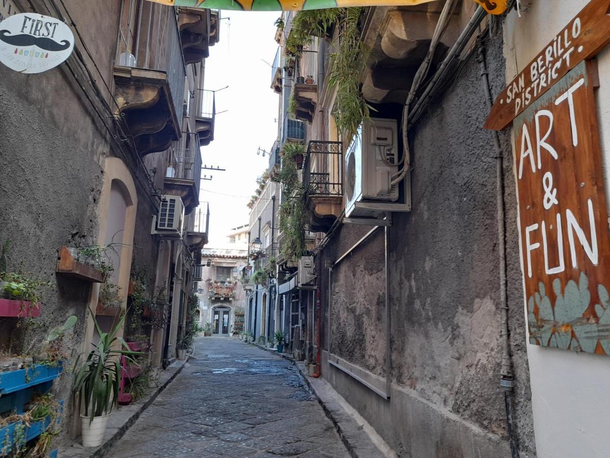 Ianuzza House Apartment Catania Ngoại thất bức ảnh