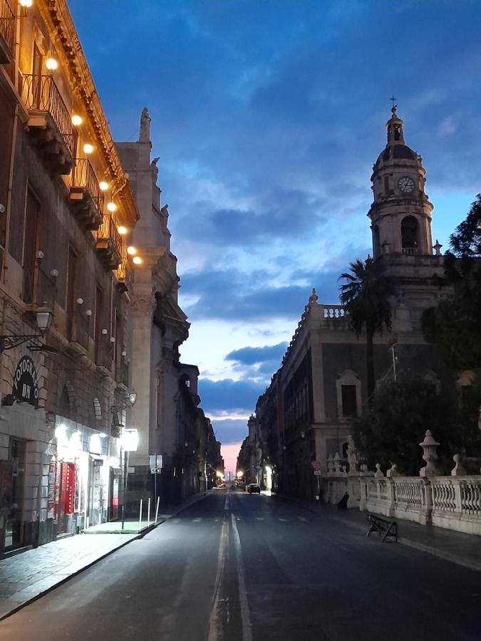 Ianuzza House Apartment Catania Ngoại thất bức ảnh